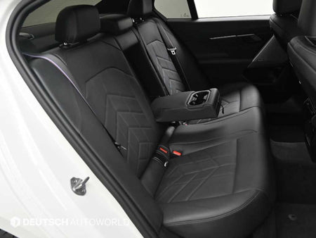 BMW 5-Series — photo 12
