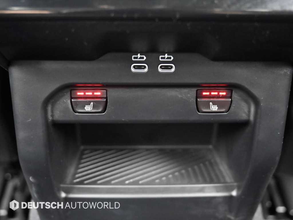 BMW 5-Series — photo 16