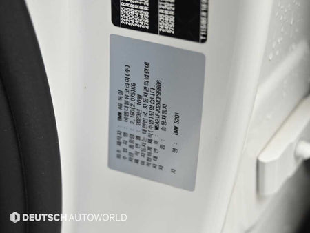 BMW 5-Series — photo 20
