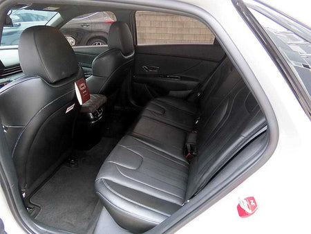 Hyundai Avante — photo 06