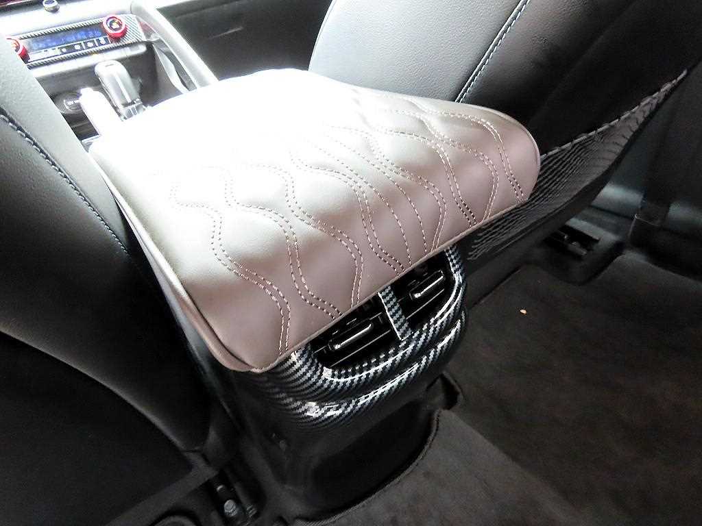 Hyundai Avante — photo 18