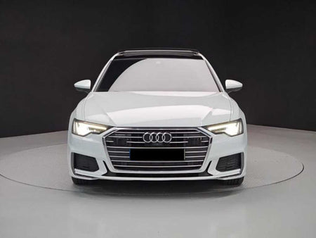 Audi A6 — photo 01