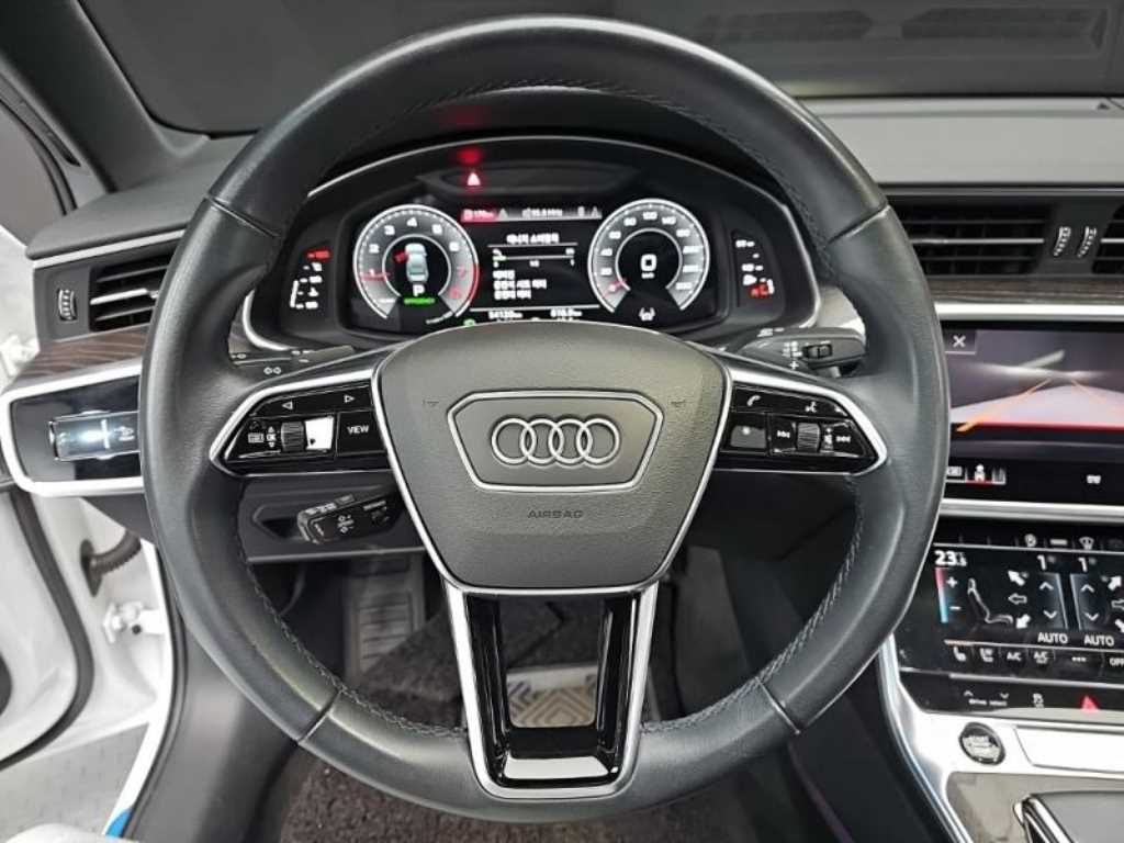 Audi A6 — photo 07