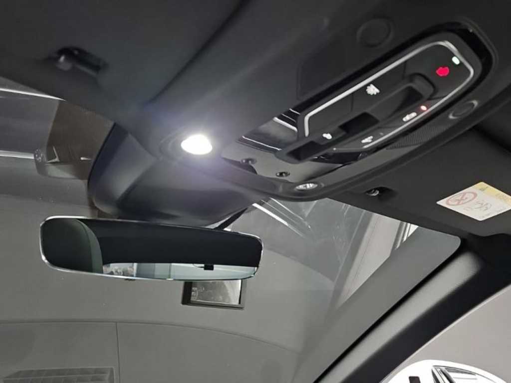 Audi A6 — photo 13