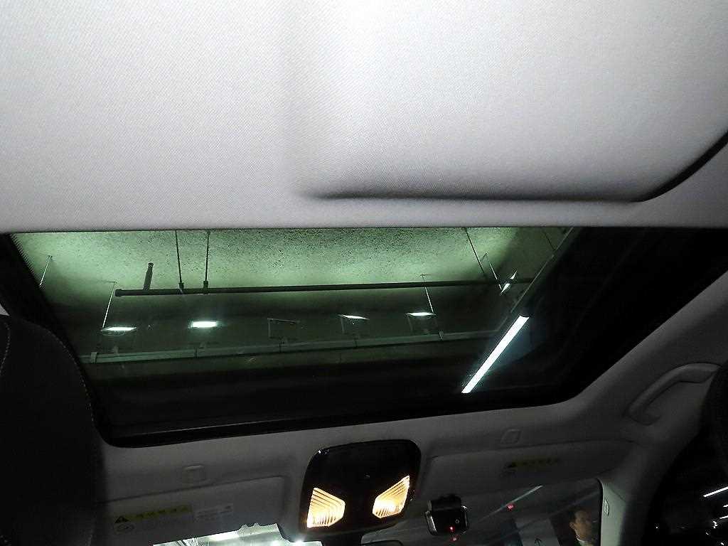 BMW 5-Series — photo 17