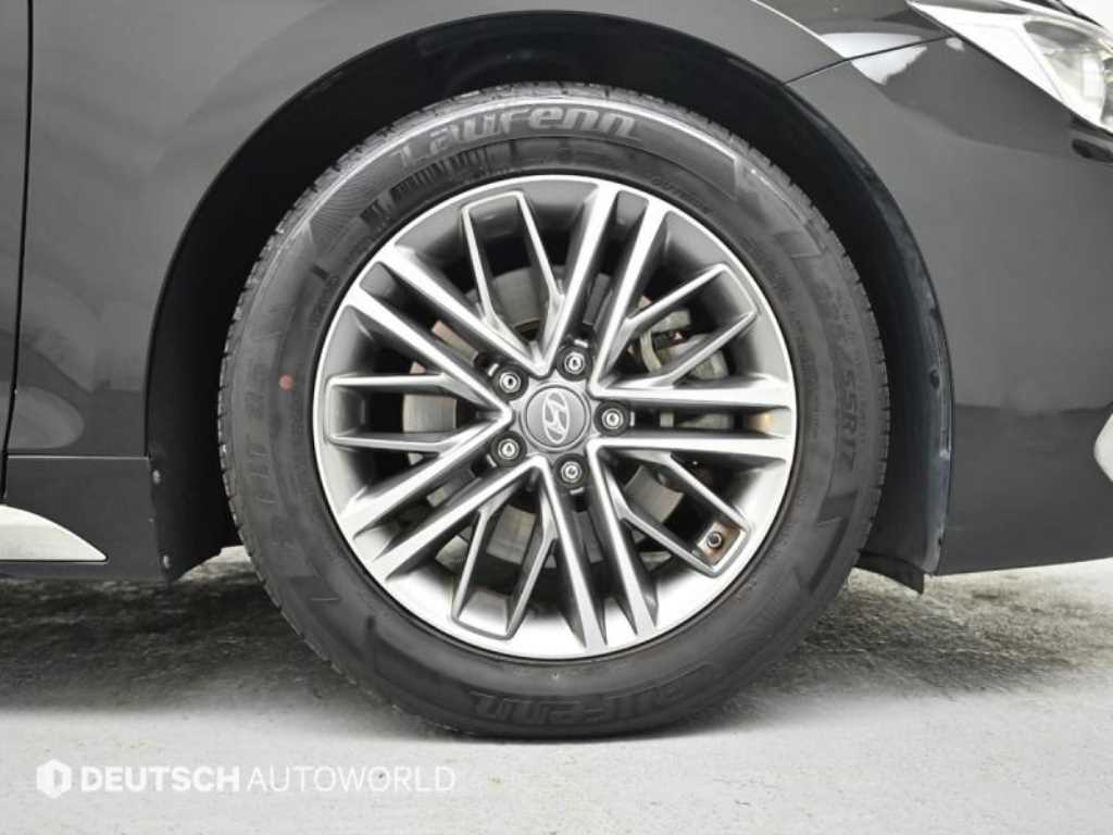 Hyundai Grandeur — photo 05