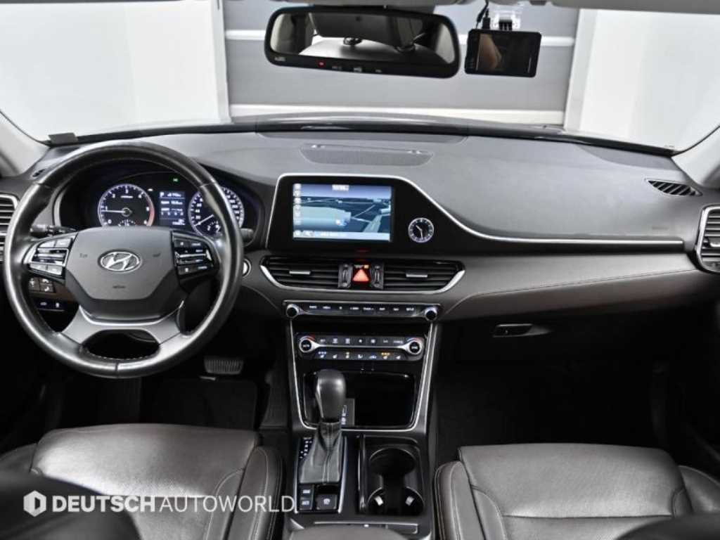 Hyundai Grandeur — photo 07