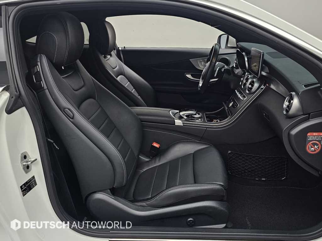Mercedes-Benz C-Class — photo 10