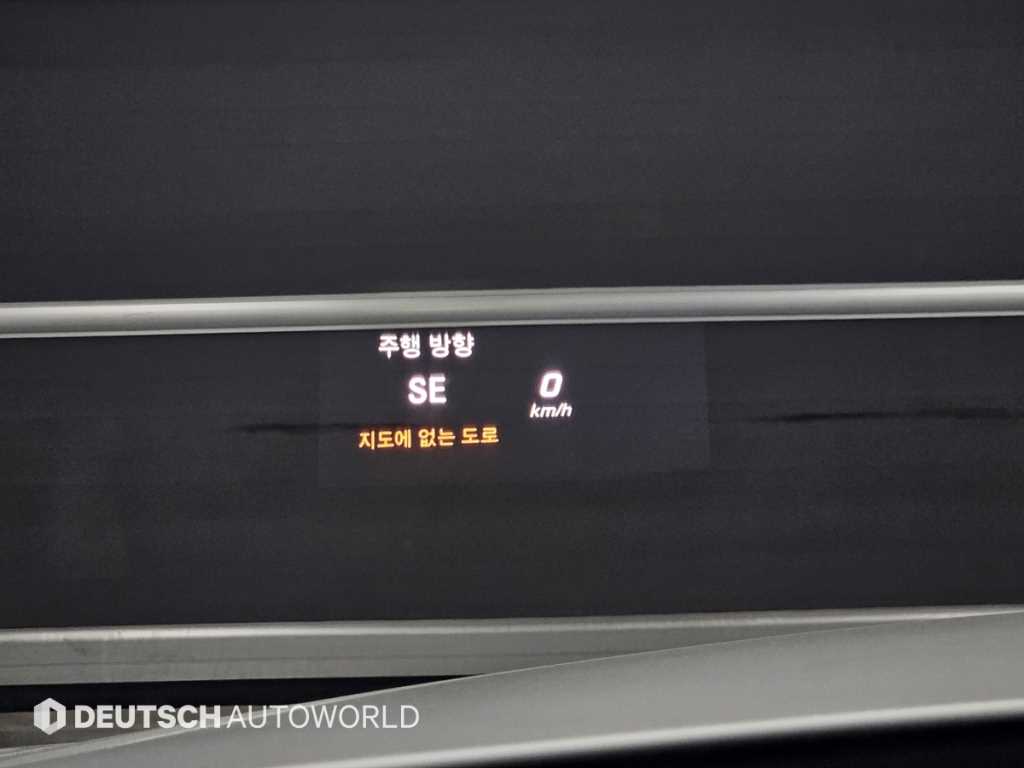 Mercedes-Benz C-Class — photo 17
