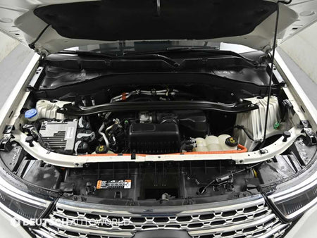 Ford Explorer — photo 06