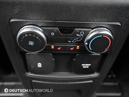 Ford Explorer — photo 16