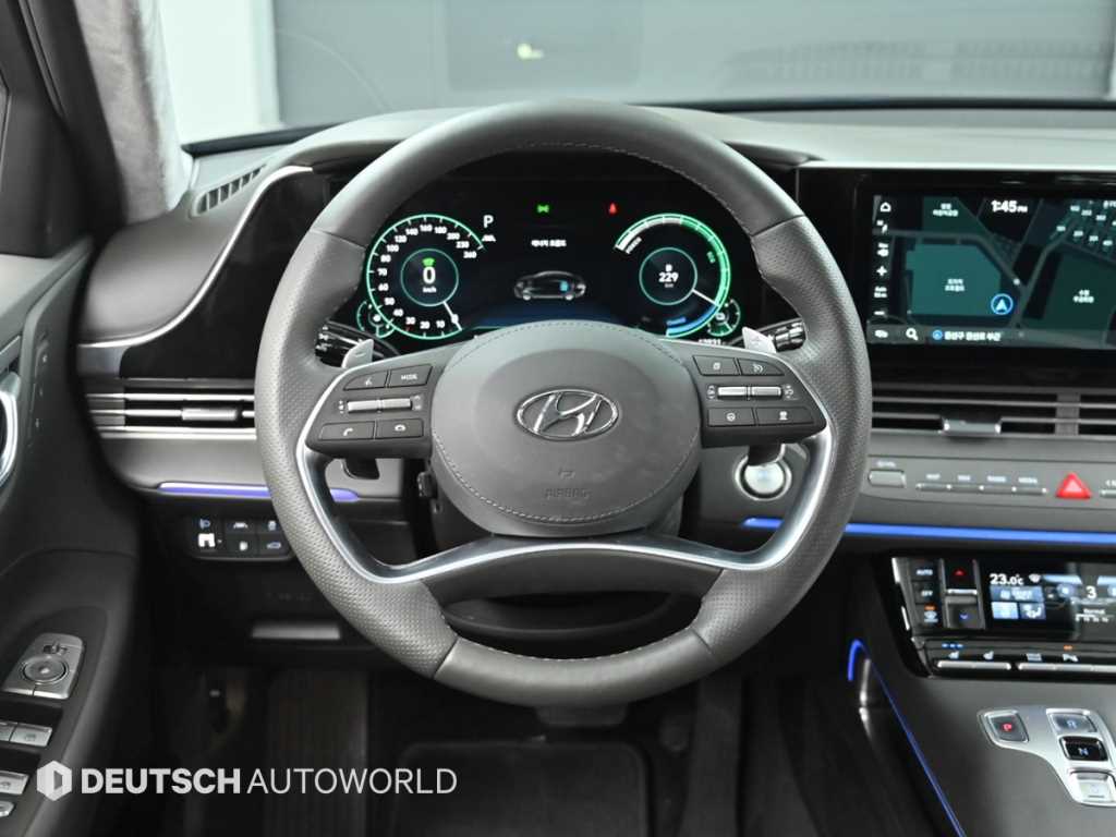Hyundai Grandeur — photo 13