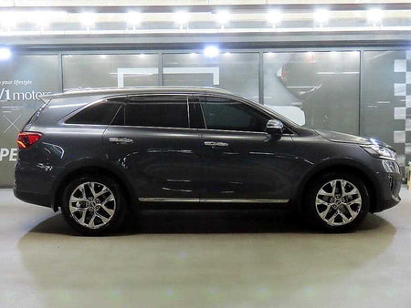 Kia Sorento — photo 03