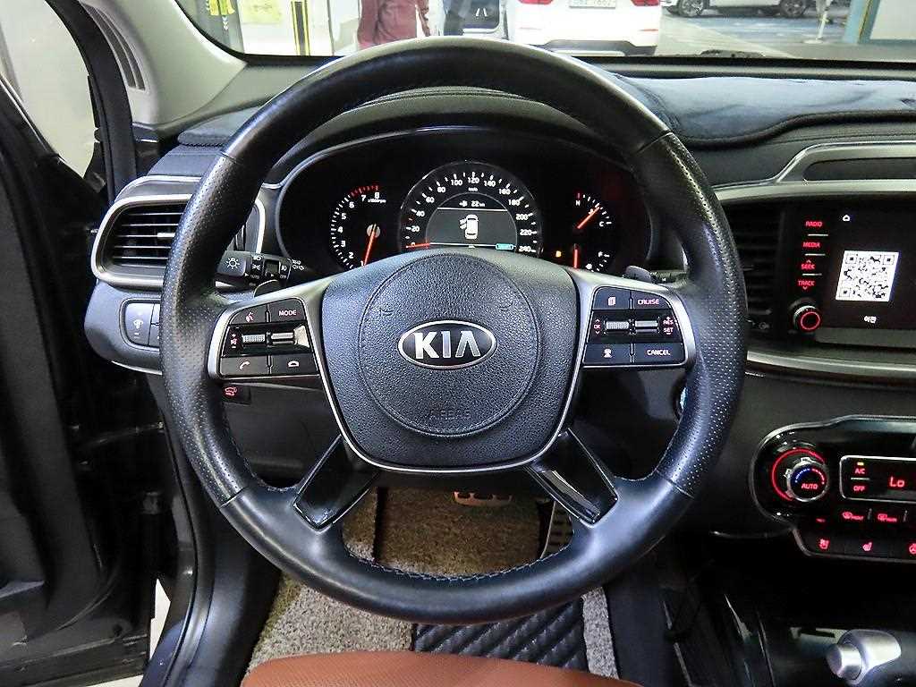 Kia Sorento — photo 08