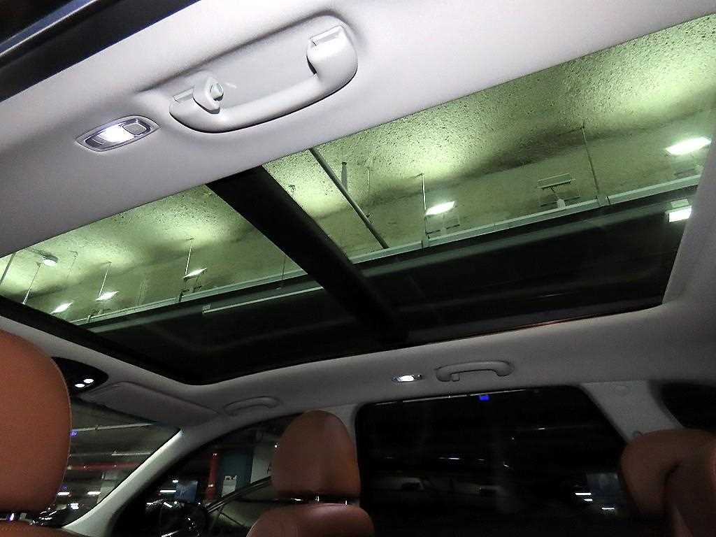 Kia Sorento — photo 14