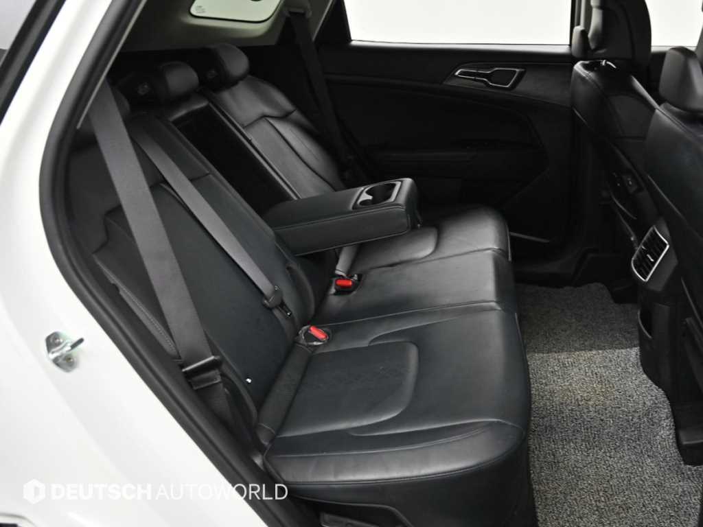 Kia Sportage — photo 12