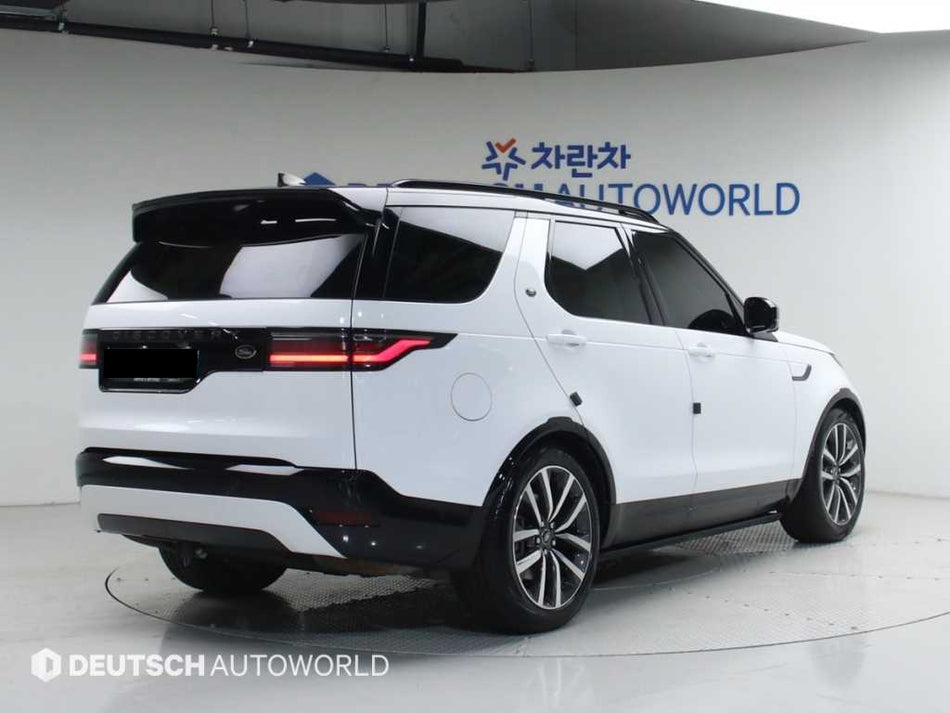 Land Rover Discovery — photo 02