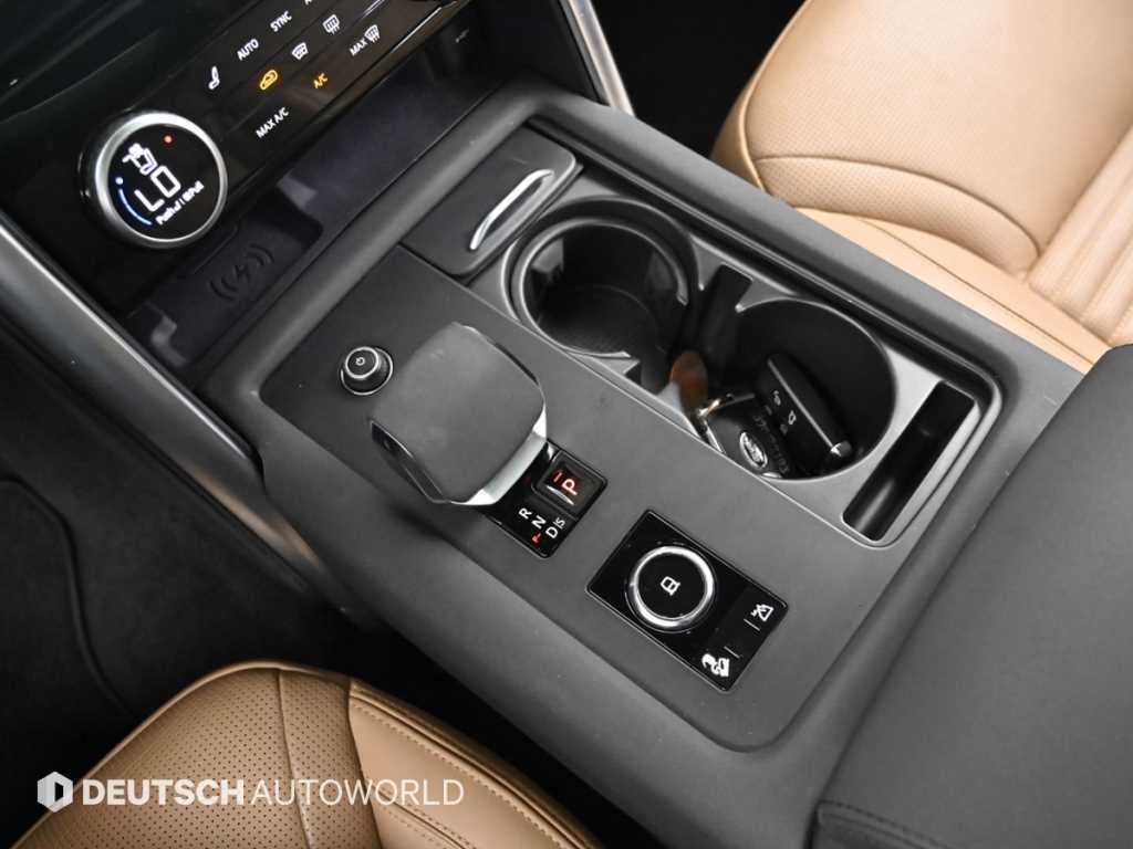 Land Rover Discovery — photo 09