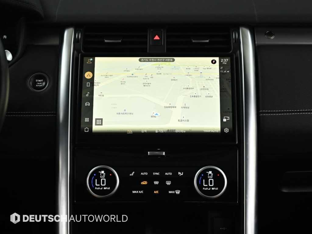 Land Rover Discovery — photo 14