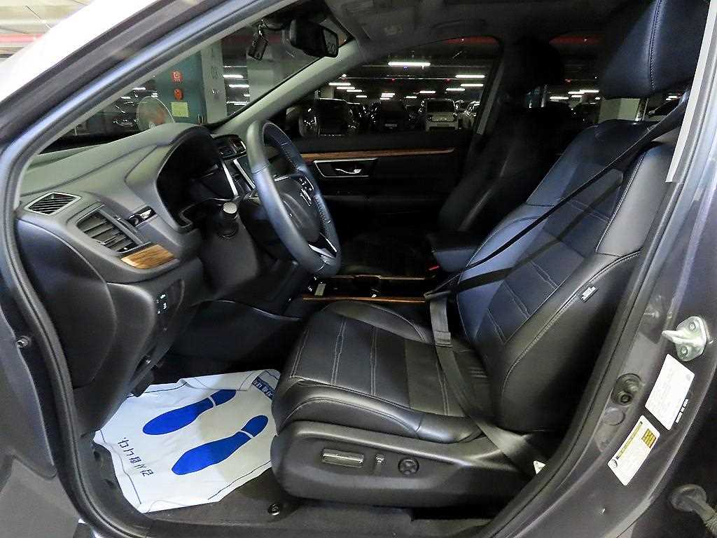 Honda CR-V — photo 06