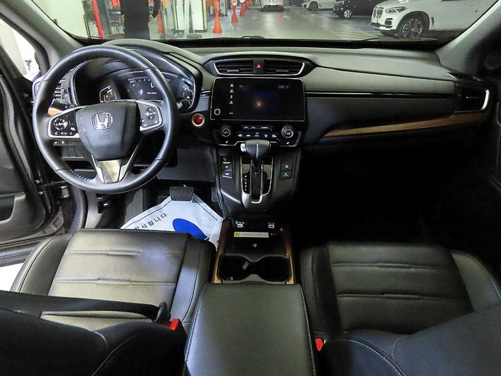 Honda CR-V — photo 10