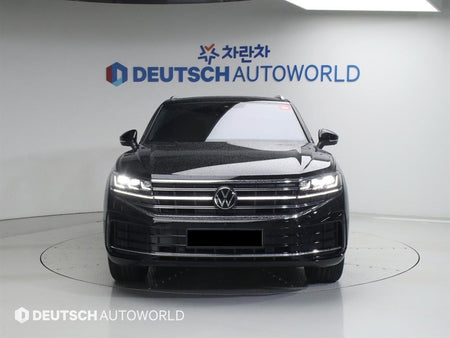 Volkswagen Touareg — photo 03