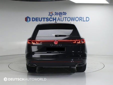 Volkswagen Touareg — photo 04