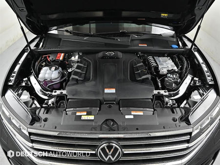 Volkswagen Touareg — photo 06