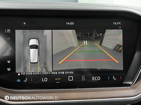 Volkswagen Touareg — photo 15