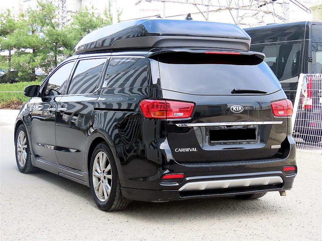 Kia Carnival — photo 03