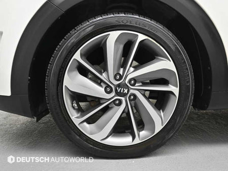Kia Niro — photo 05