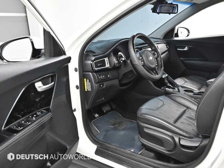 Kia Niro — photo 11