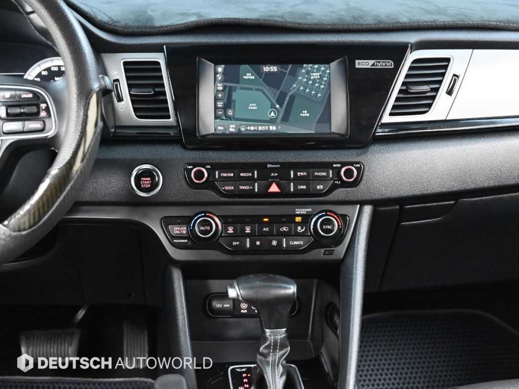 Kia Niro — photo 14