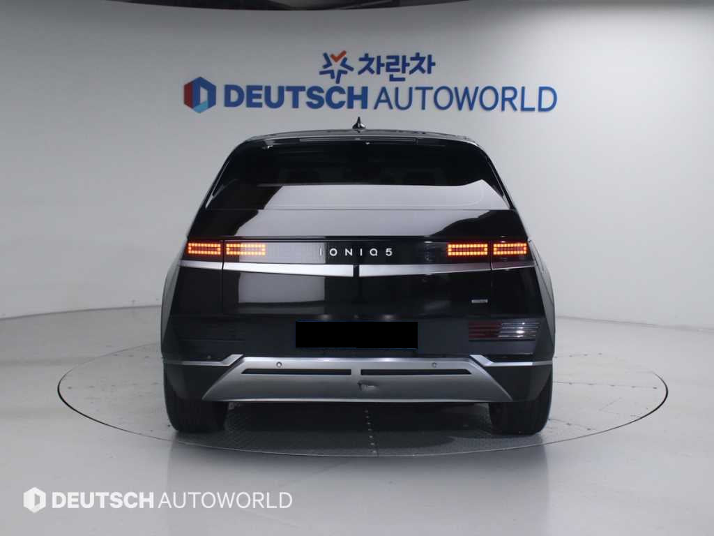 Hyundai Ioniq5 — photo 04