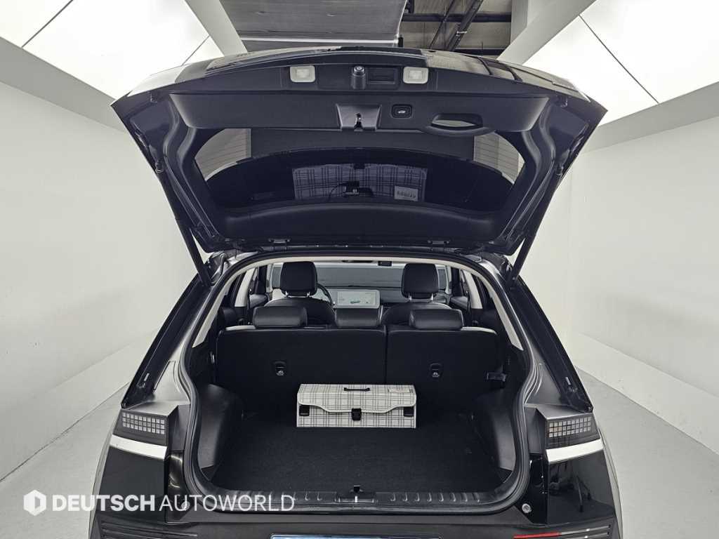 Hyundai Ioniq5 — photo 19