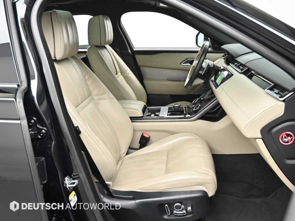 Land Rover Range Rover Velar — photo 11