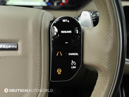 Land Rover Range Rover Velar — photo 14