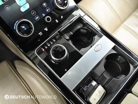 Land Rover Range Rover Velar — photo 18