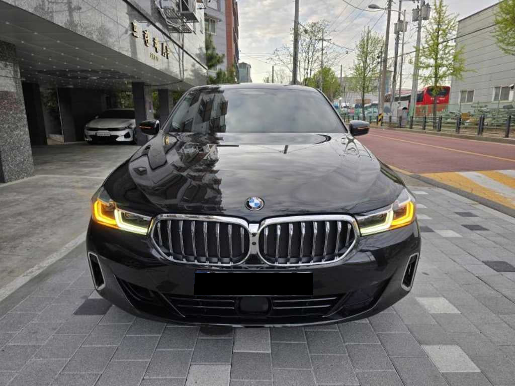 BMW Gran Turismo — photo 01