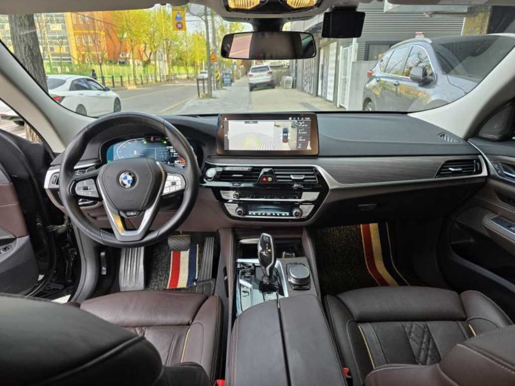 BMW Gran Turismo — photo 07
