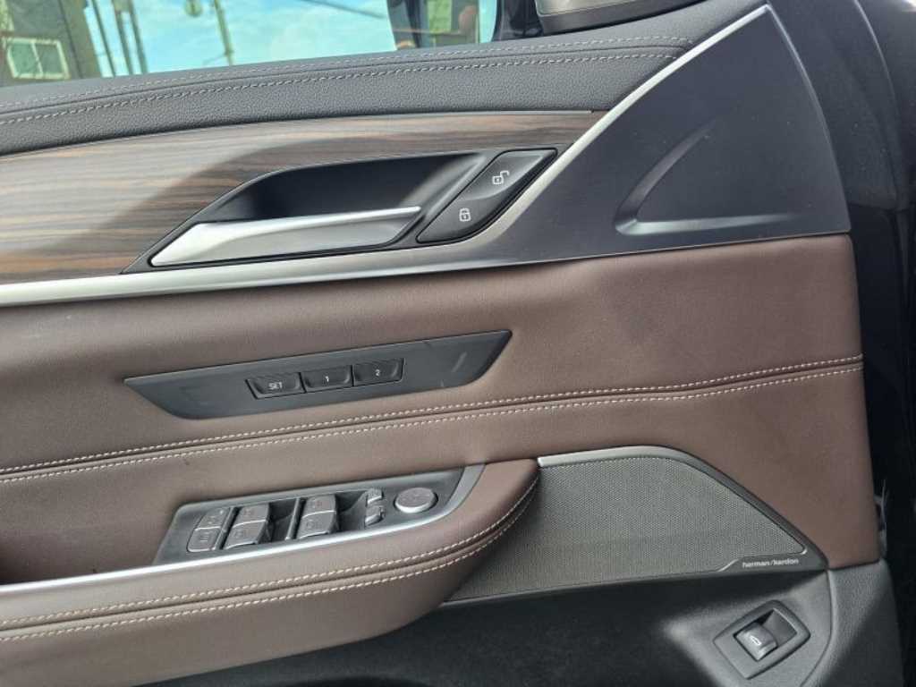 BMW Gran Turismo — photo 10