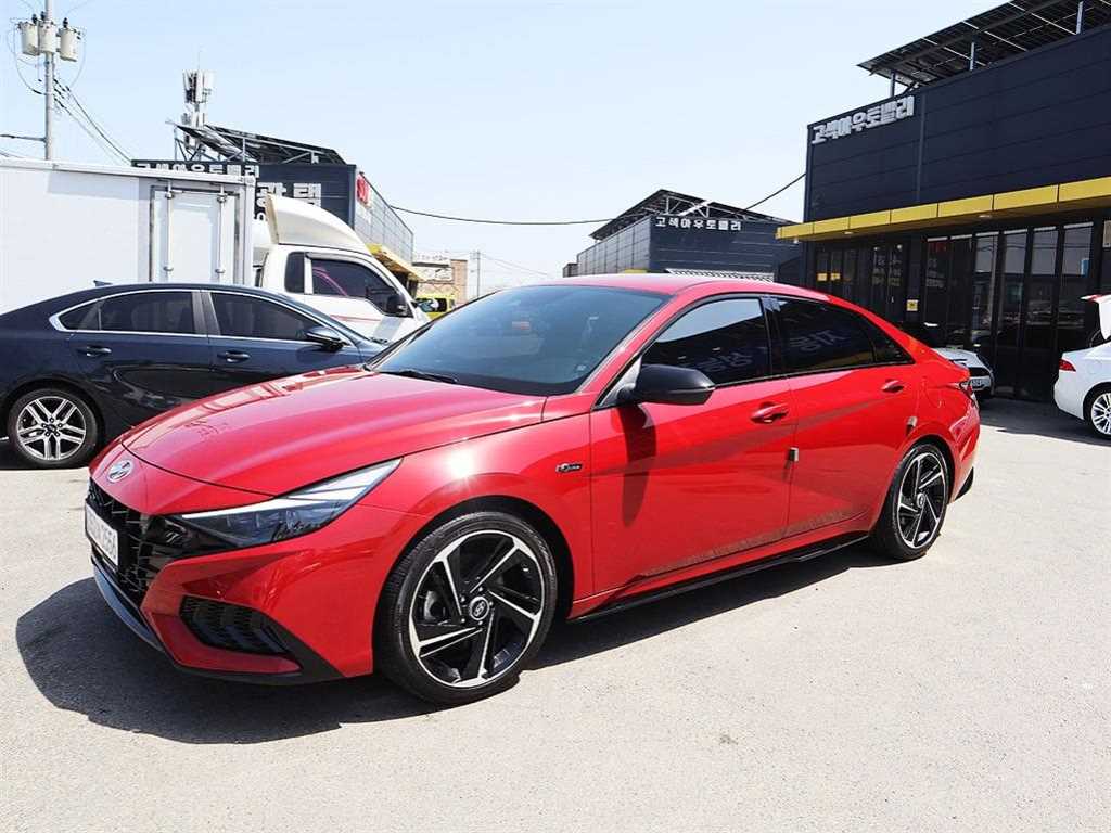 Hyundai Avante — photo 02
