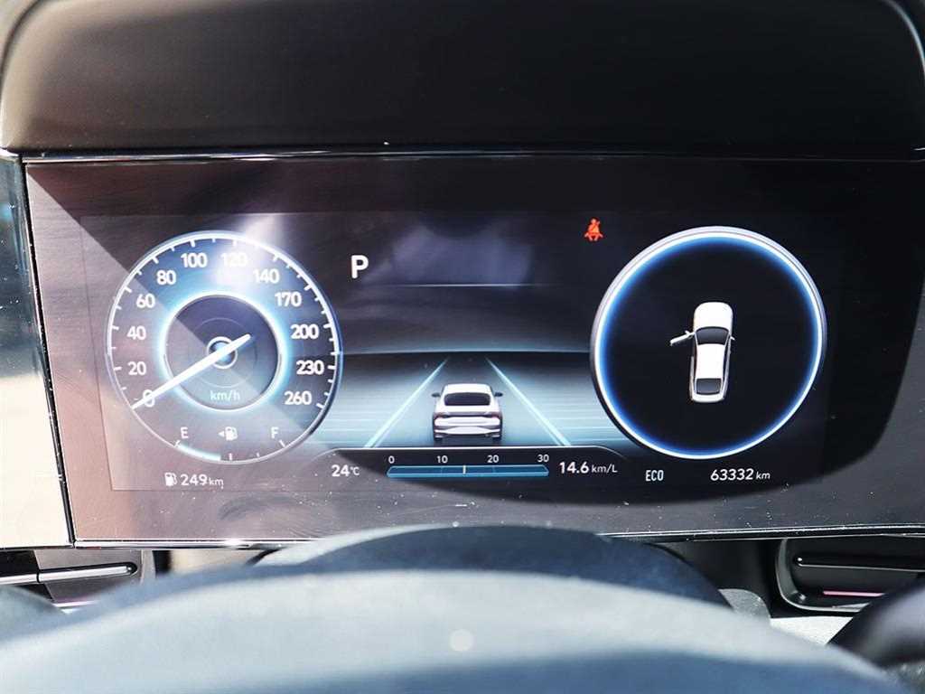 Hyundai Avante — photo 09