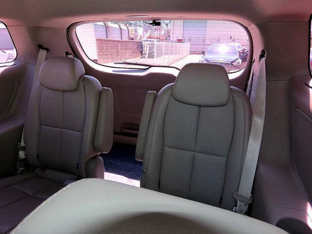 Kia Carnival — photo 07