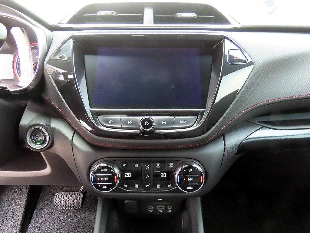 CHEVROLET Trailblazer — photo 15