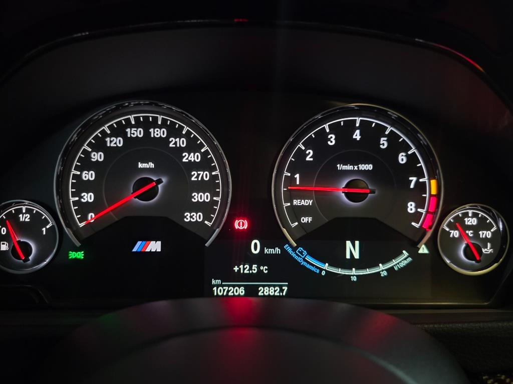 BMW M3 — photo 11