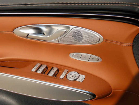 Genesis GV70 — photo 11