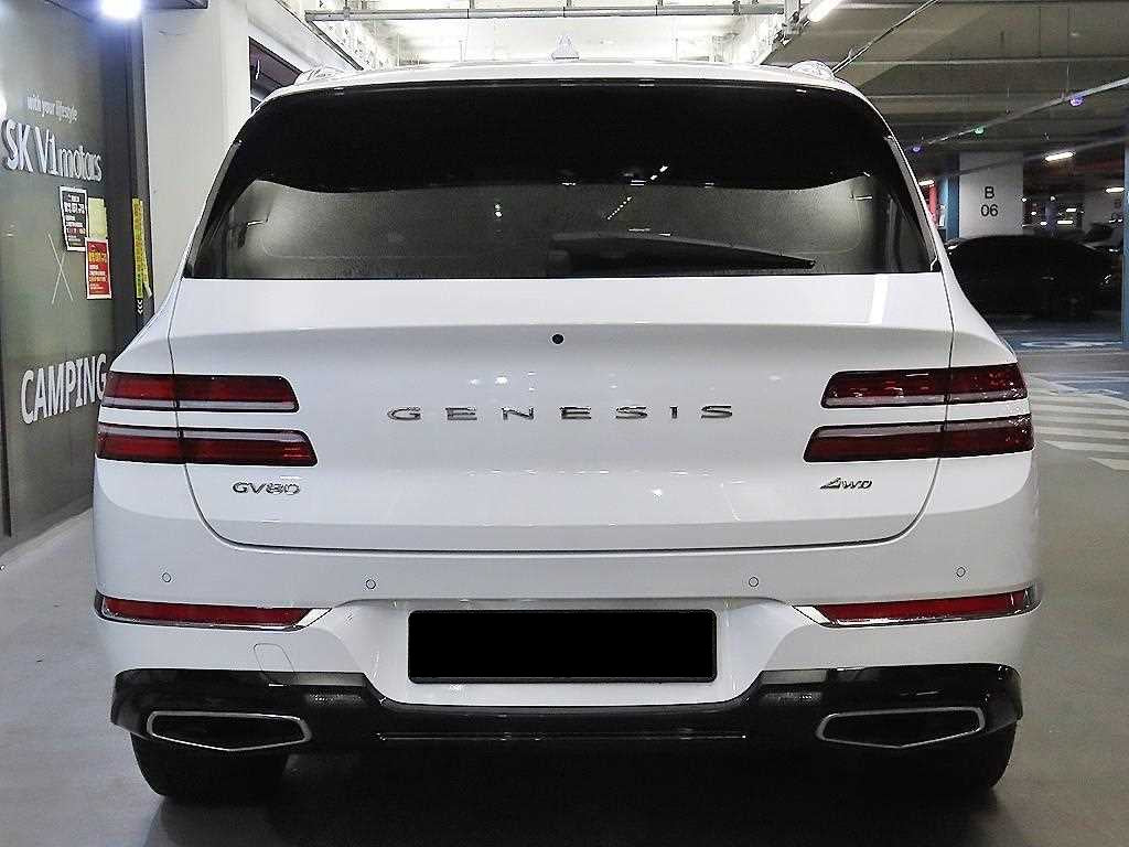 Genesis GV80 — photo 05