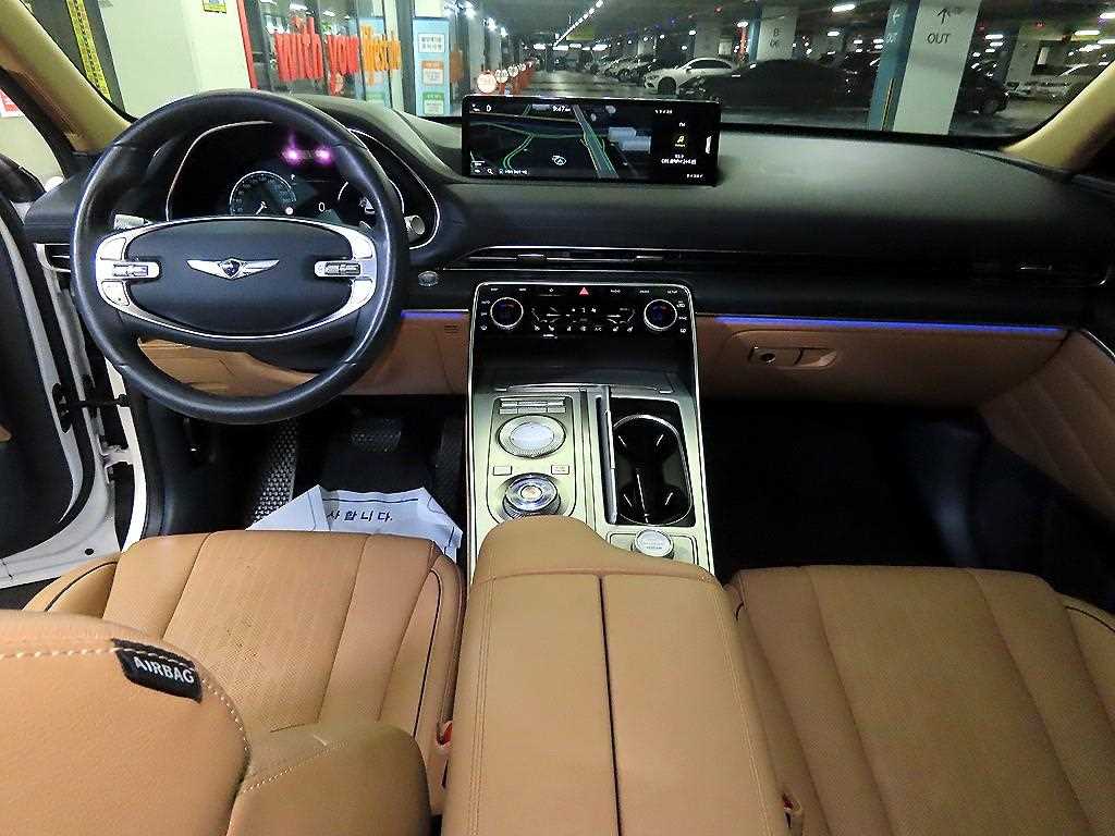Genesis GV80 — photo 10