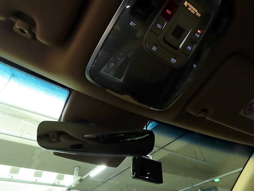 Genesis GV80 — photo 13
